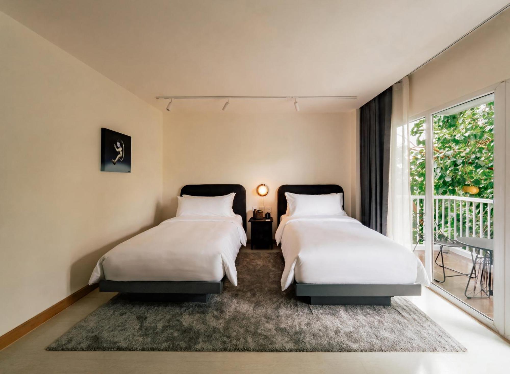 The Standardx, Phra Arthit מלון 4*