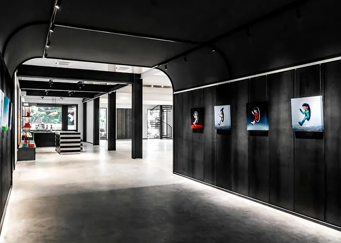 The Standardx, Bangkok Phra Arthit